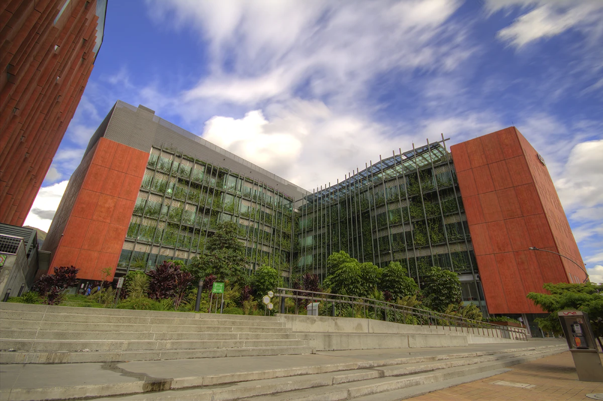 Esteban Martínez Highlights the Importance of Nature in Sustainable Construction at the ADAPT 2025 Regional Conference