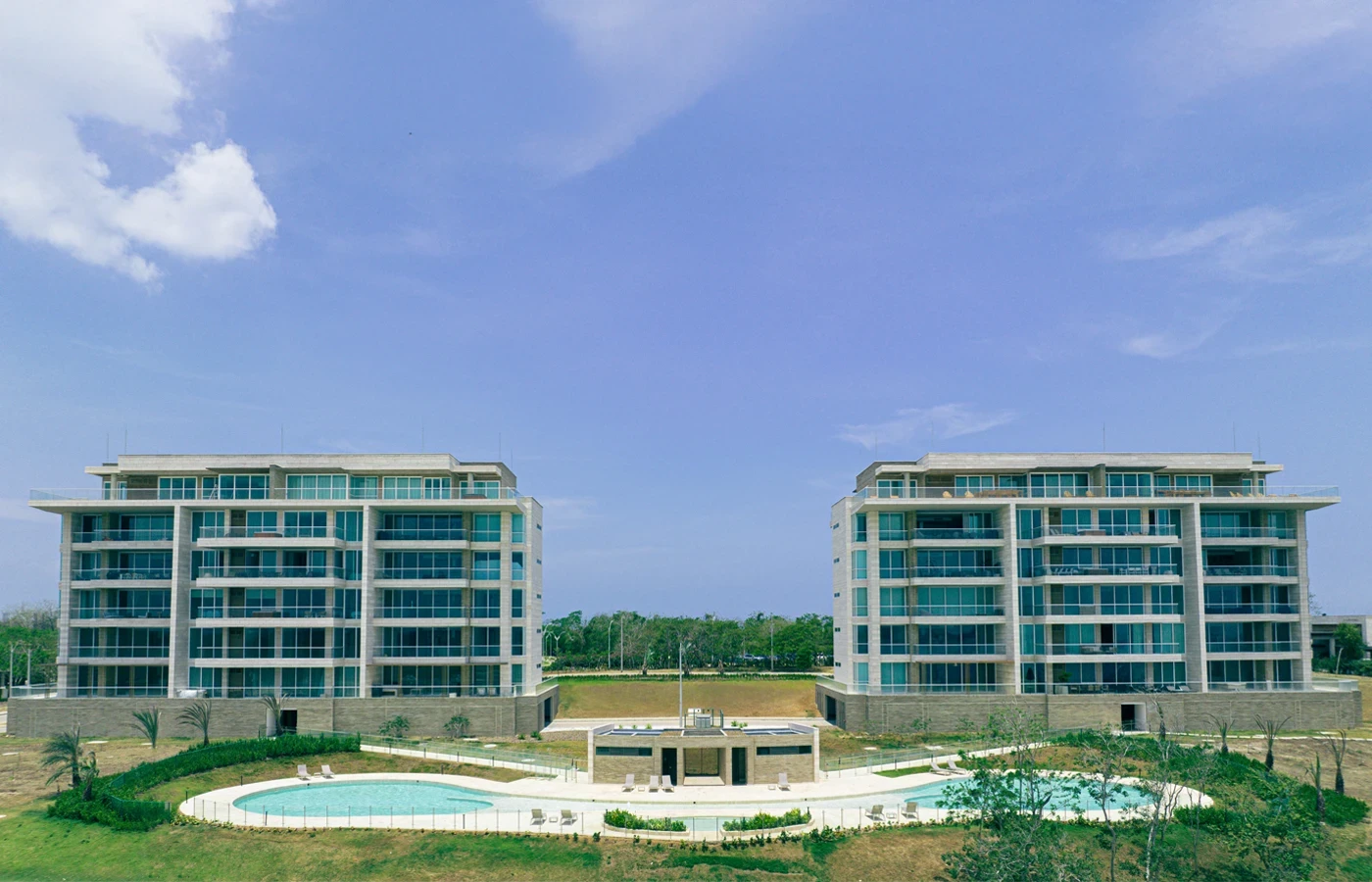 Swimming pool thermal modeling building